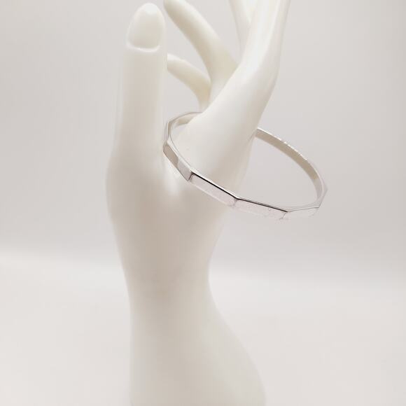 Vintage Monet Silver Tone Faceted Bangle Bracelet Signed Designer - Picture 4 of 9